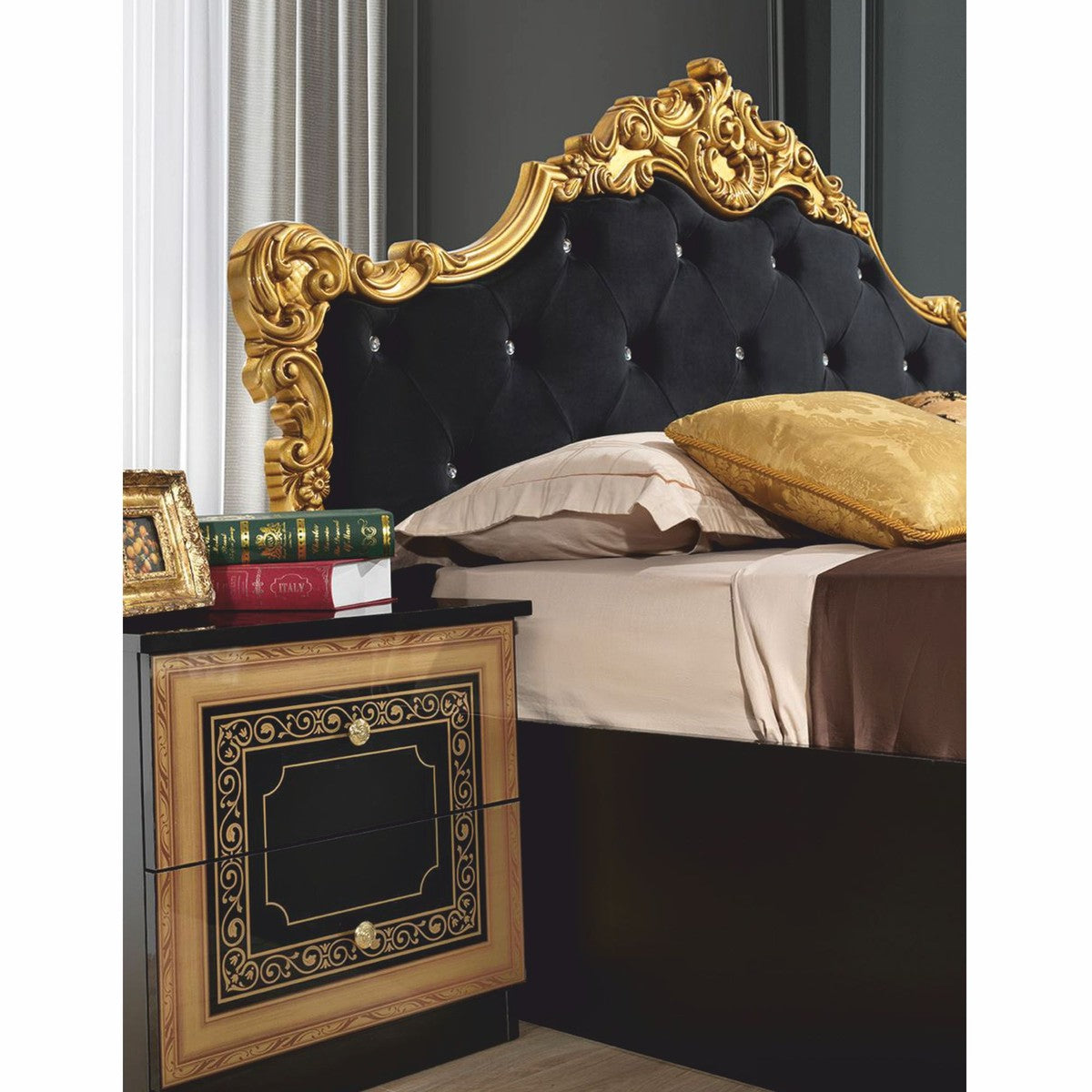 Cama Cama doble barroca de lujo Casa Padrino con pedrería negra / dorada-Muebles de dormitorio de estilo barroco