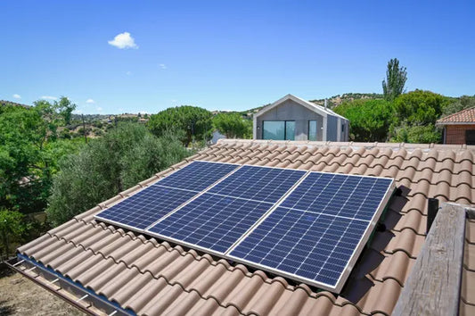 Kit Solar Aislada Caseta 3000W 10kWh/día con batería AGM